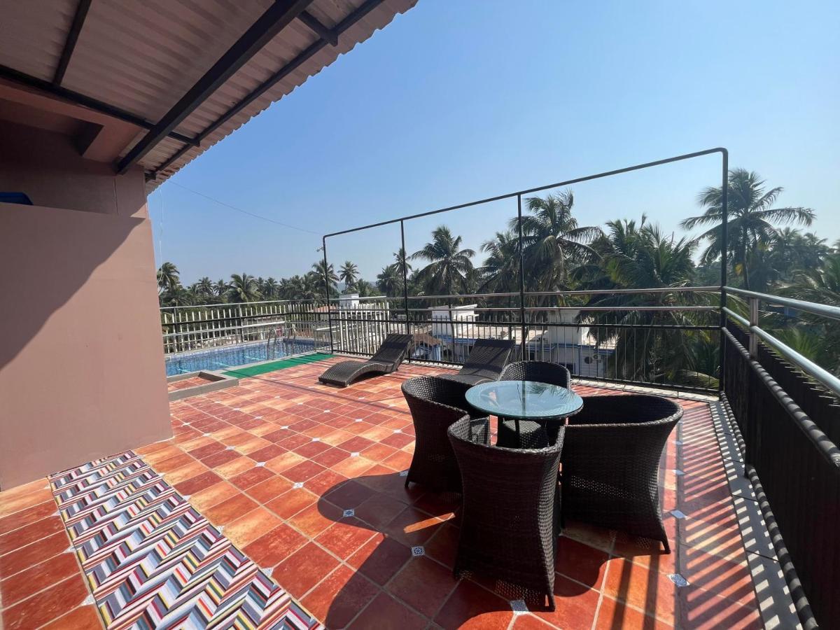 Goa Stay Hotel Calangute Extérieur photo
