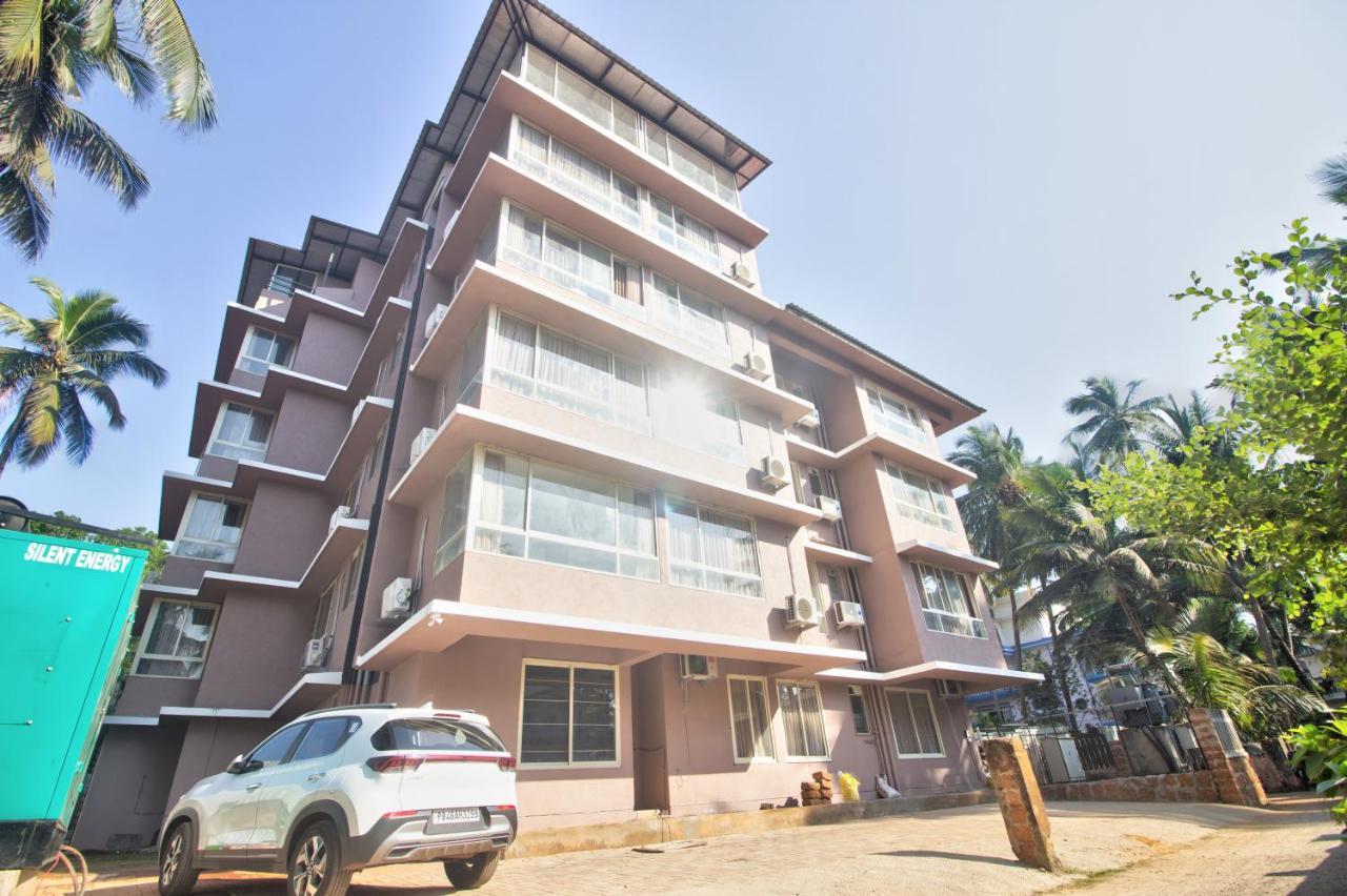 Goa Stay Hotel Calangute Extérieur photo