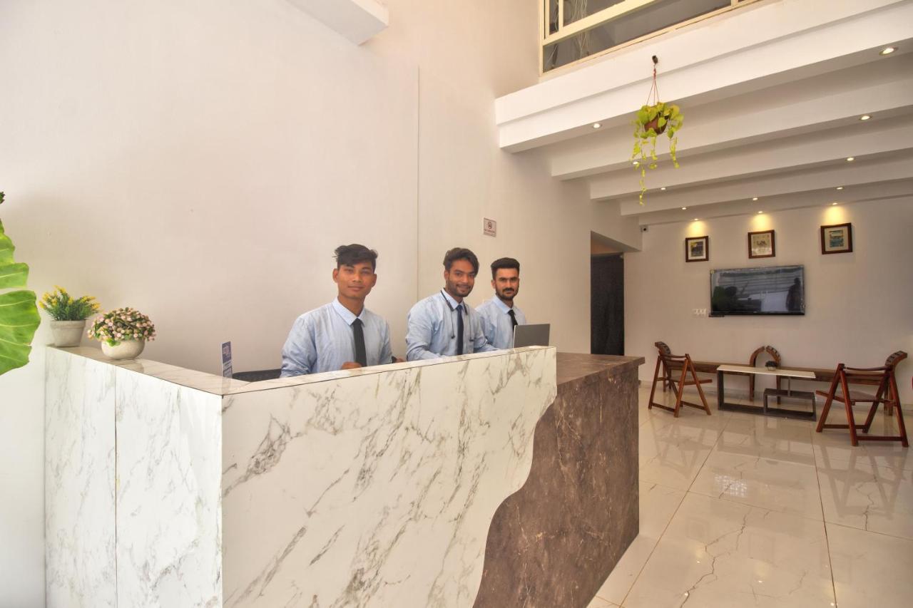 Goa Stay Hotel Calangute Extérieur photo