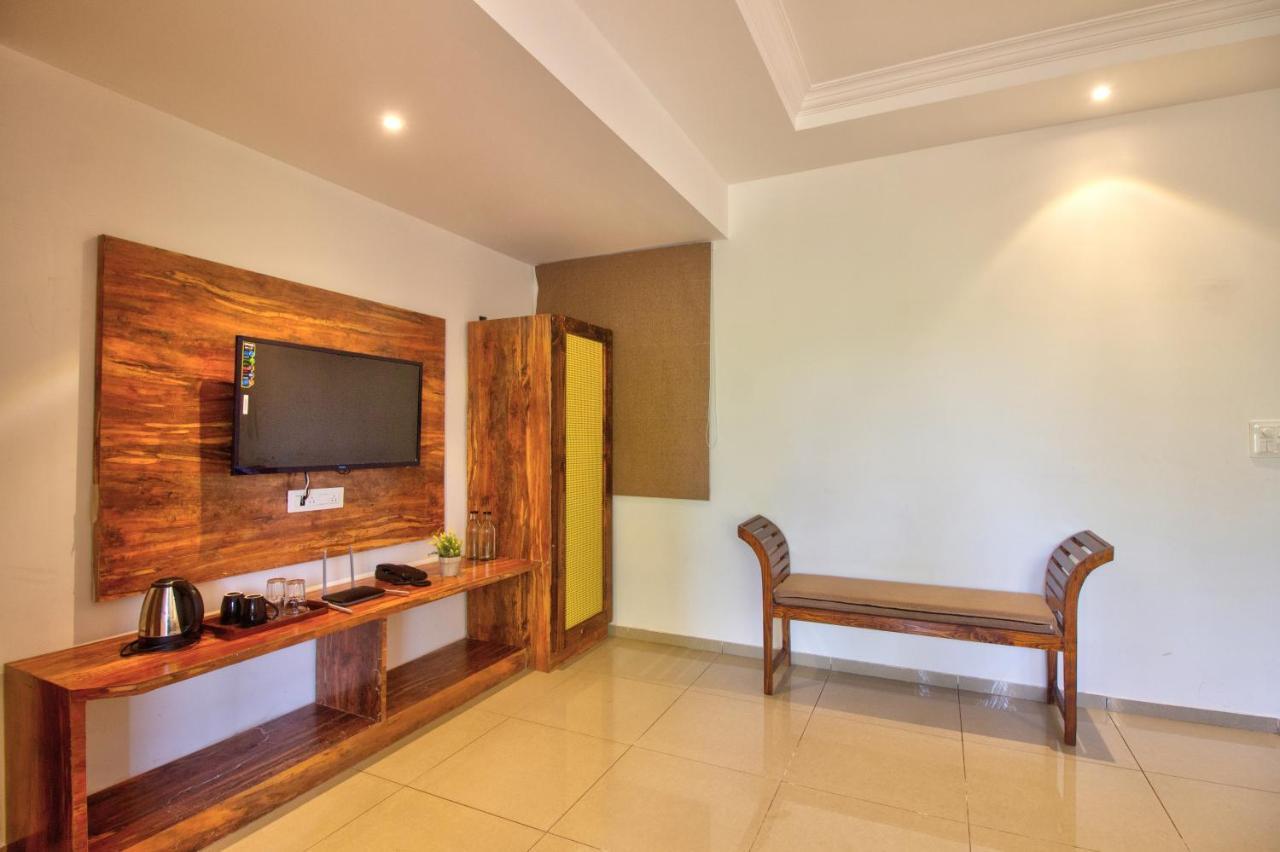 Goa Stay Hotel Calangute Extérieur photo