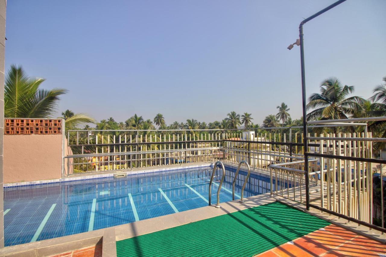 Goa Stay Hotel Calangute Extérieur photo