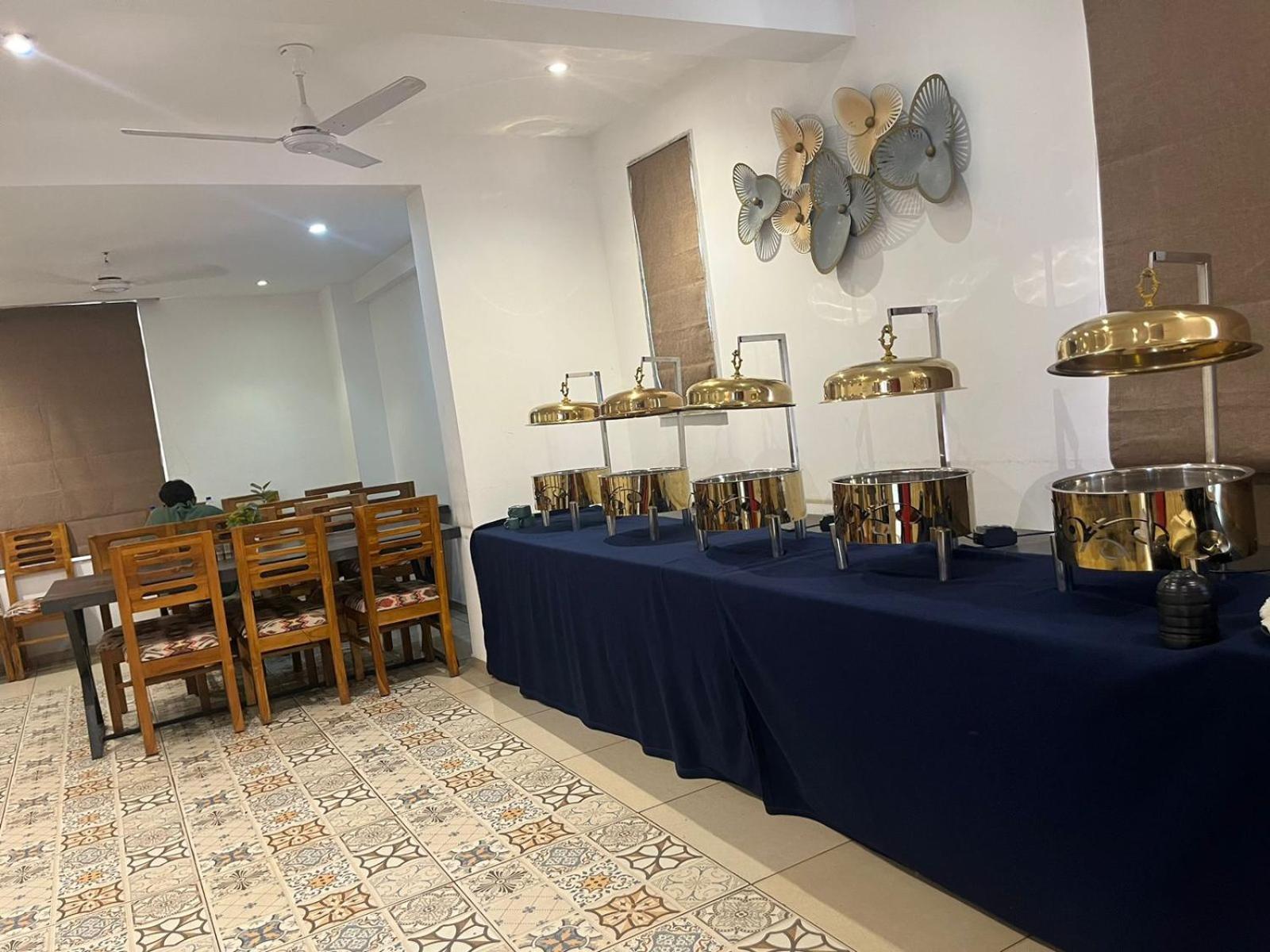 Goa Stay Hotel Calangute Extérieur photo